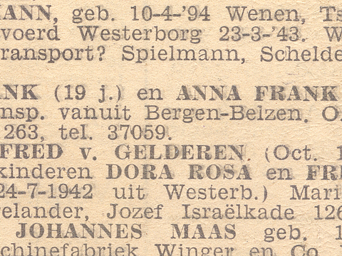 Ein Foto von einem Zeitungsausschnitt, in dem auf Niederländisch geschrieben wird. In der Mitte des Ausschnitts sind verschiedene Namen zu sehen.