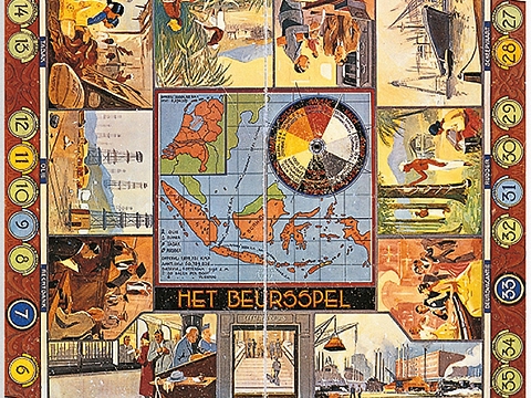 Ein aufgeklapptes Spielbrett mit bunten Feldern und Abbildungen.